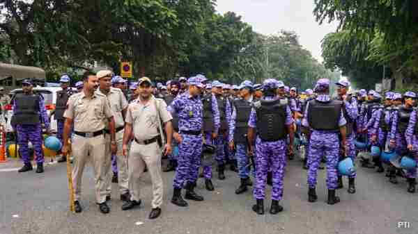 Delhi CJP Protest News LIVE: Internet services Suspended, Dhruv Rathee Detained, Abhijeet Dipke Lands in Delhi