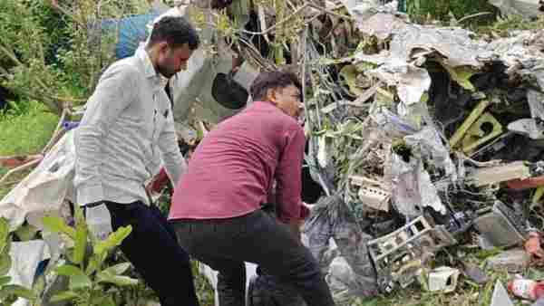 Two Pilots Killed in Kanpur Plane Crash