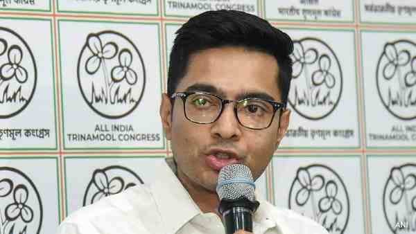 Kolkata Police Summons TMC MP Abhishek Banerjee Again in Unauthorised Billboard Case