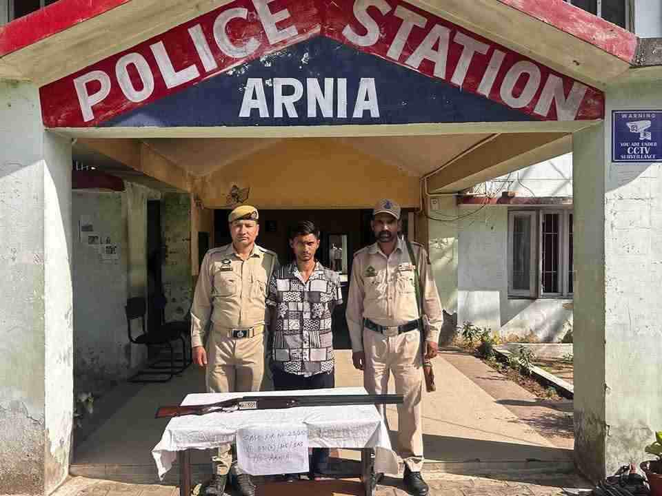 Jammu Police Solved A Theft Case in Arnia; Accused arrested