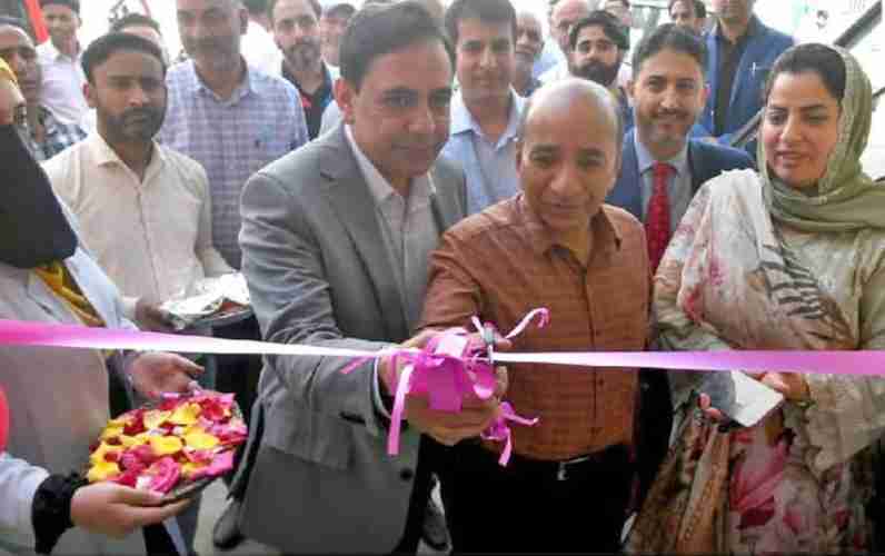 JK Bank commissions ATM at Sheikh-ul-Alam Hospital in Srinagar