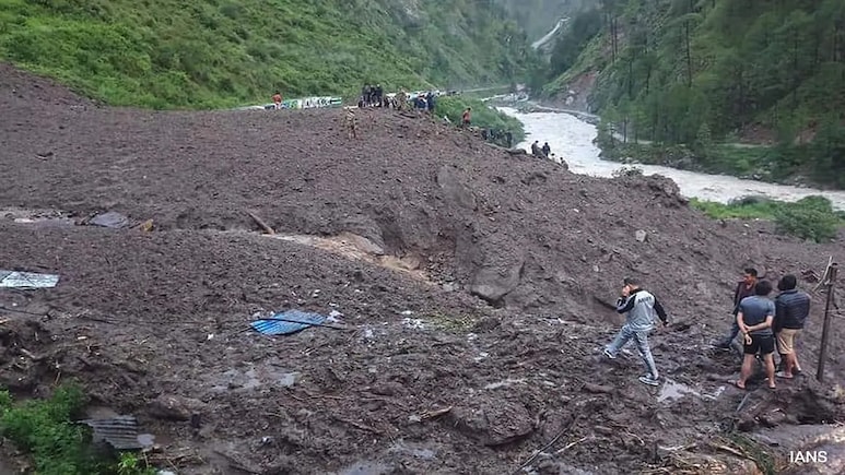 Heavy Rain Triggers Deadly Landslides, Flash Floods in Nepal; 42 Dead, Flights Affected