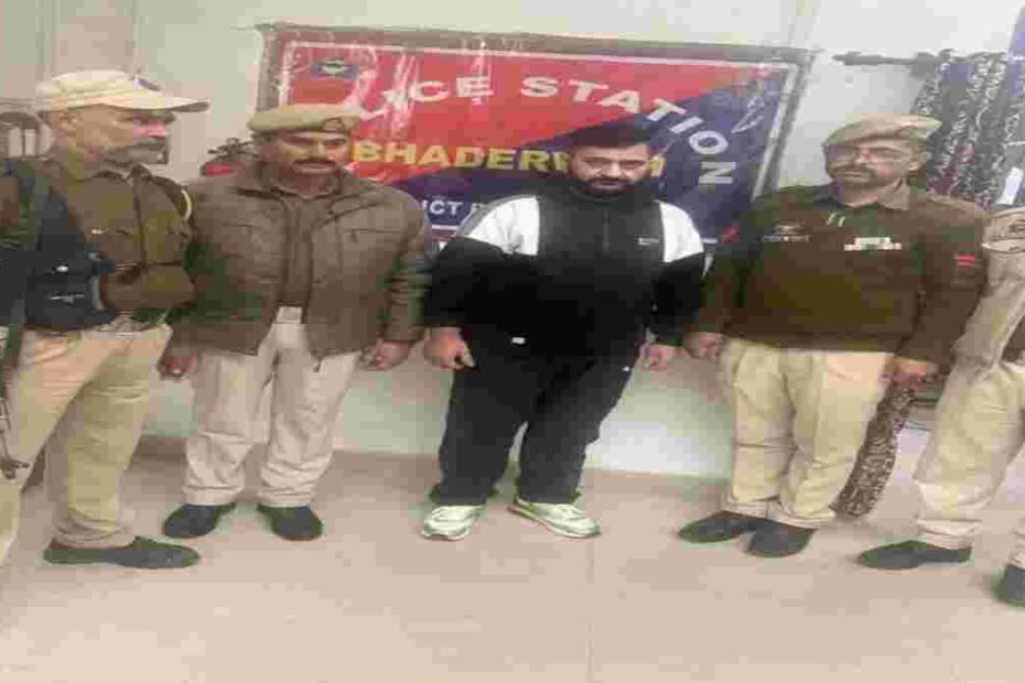 Absconder Arrested in Rajasthan After Three Years on the Run: Doda Police Doda, March 23, 2026: In a significant breakthrough, Doda Police has apprehended an absconder who had been evading arrest since 2023, officials said on Monday. The accused, identified as Dharmindar Kumar, a resident of Layrote in Bhalla tehsil of Doda district, was arrested from Jaipur, Rajasthan following a coordinated operation. Operation Led by Senior Officials Acting on the directions of Sandeep Mehta, a special team from Police Station Bhaderwah was constituted under the leadership of ASI Raj Kumar. The operation was carried out under the supervision of SDPO Bhaderwah and SHO PS Bhaderwah. Using technical inputs and intelligence gathering, the police team tracked the accused to Sindi Camp in Jaipur and successfully apprehended him after sustained efforts. Produced in Court, Granted Bail Following his arrest, the accused was brought back to Bhaderwah and produced before the local court. The Munsiff/JMIC Bhaderwah granted him bail upon furnishing a surety bond of ₹50,000. Police Reaffirm Commitment Doda Police reiterated its commitment to cracking down on absconders and ensuring that those evading the law are brought to justice. Officials stated that similar drives against wanted criminals will continue across the district.