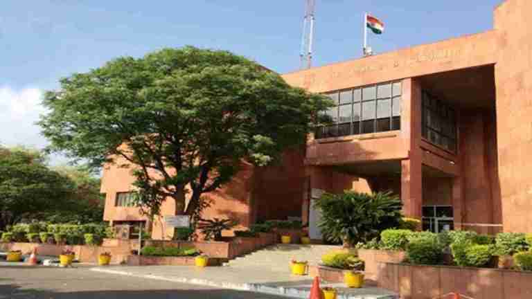 Jammu Kashmir High Court orders refund of premium paid under Roshni Act