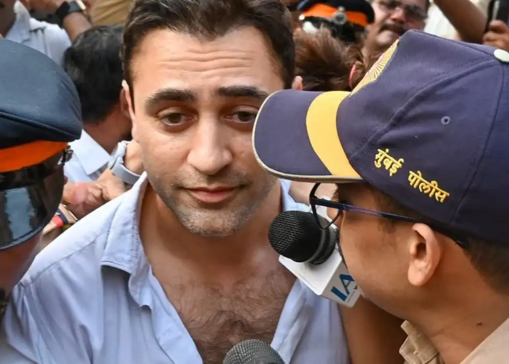 Mumbai Police Direct Actor Imran Khan to Leave India by October 28 Over Anti-CEC Protest