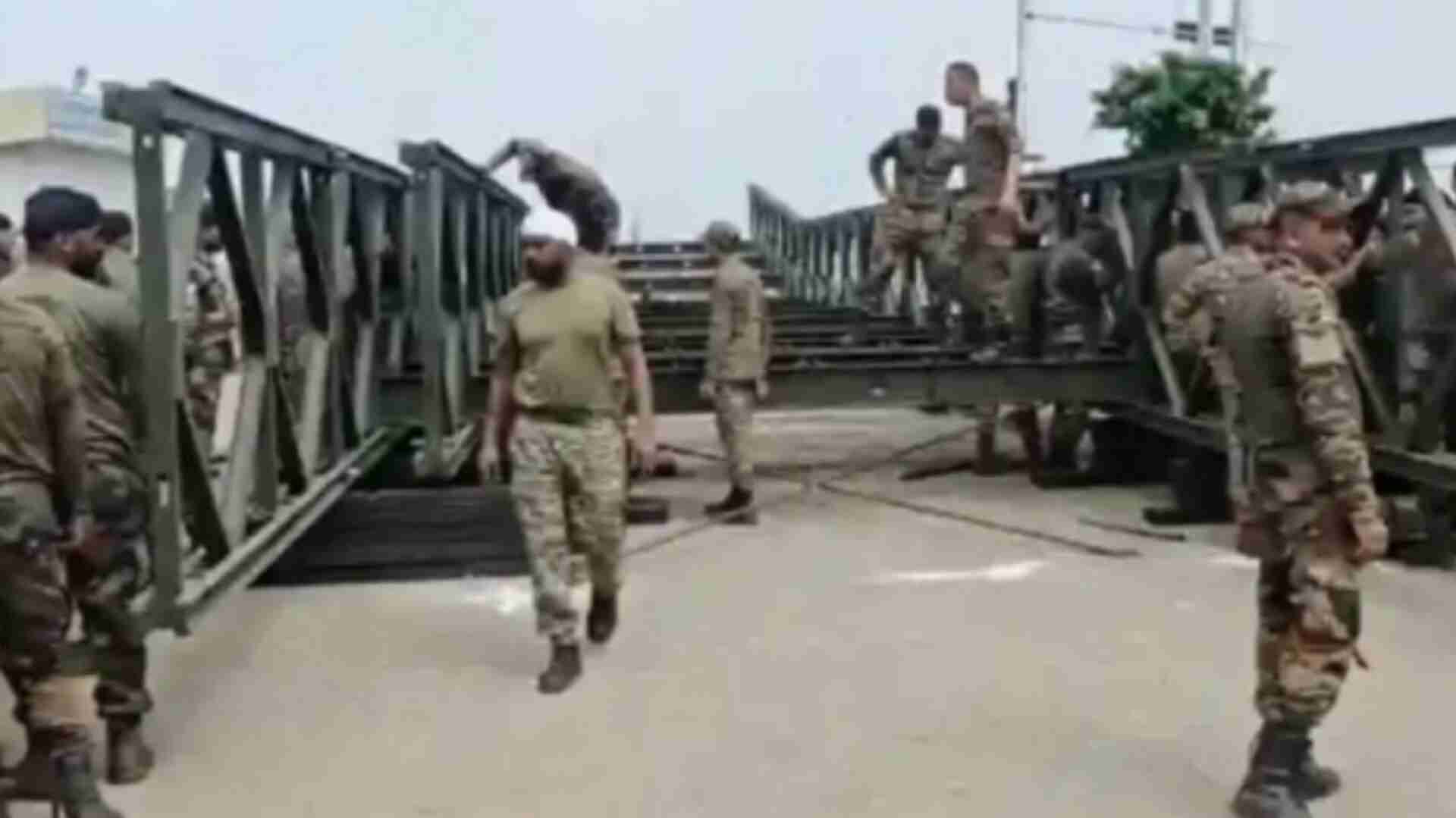 Army Builds Bailey Bridge in Record 12 Hours, Restores Traffic on Jammu’s 4th Tawi Bridge