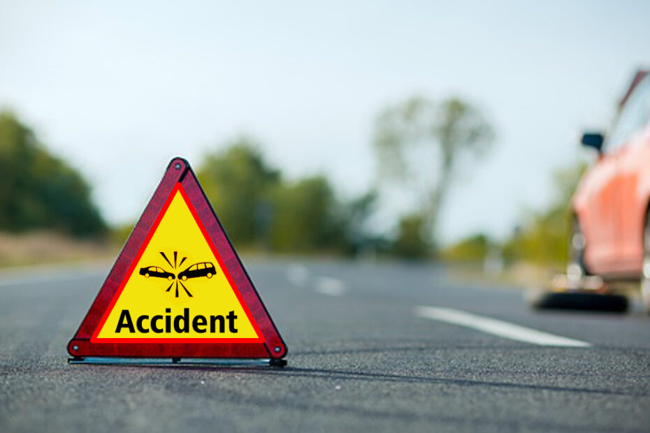 Doda Road Accident: Two Dead and Three Injured After Vehicle Crashes in Malhori