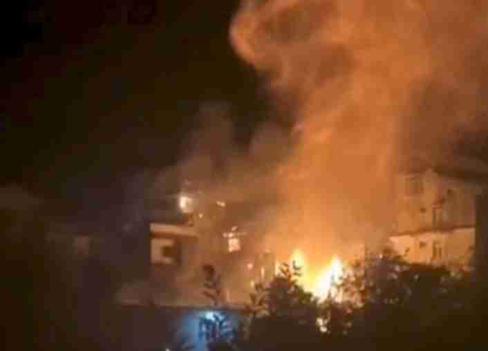 Cylinder Blast amid fire incident in Kishtwar, J-k | Several Injured
