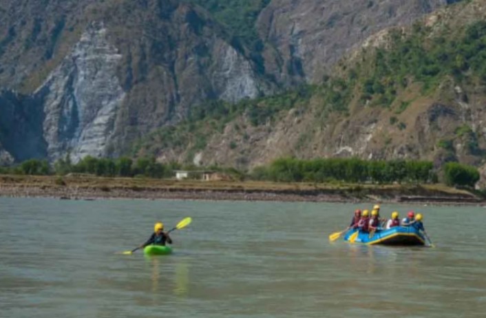 Adventure Tourism Resumes in Reasi as Rafting Restarts on Chenab River