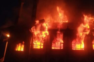 Fire Damages Darul-Uloom in South Kashmir