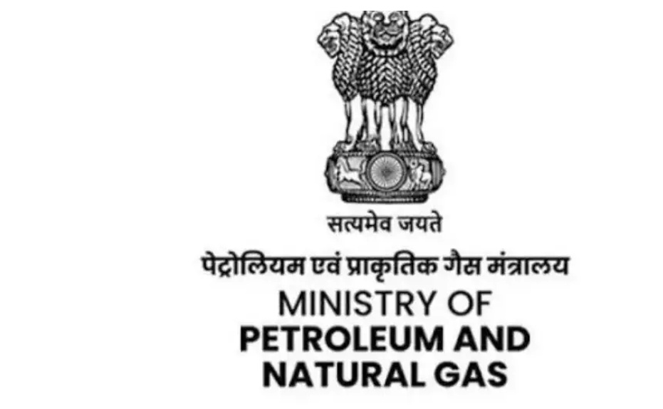 Amid Extensive Rumour Mongering, Bharat Petroleum Assures of No Fuel Shortage in India