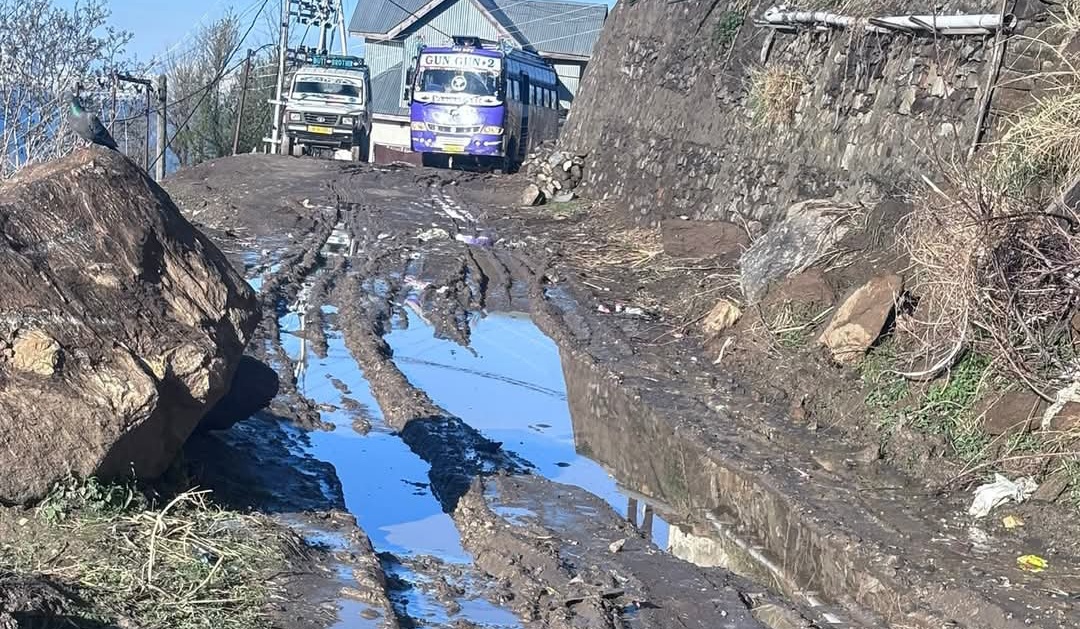 Sazan–Lal Draman Road in Doda in Shambles, Activist Arshad Ayoob Urges Authorities For Immediate Repair