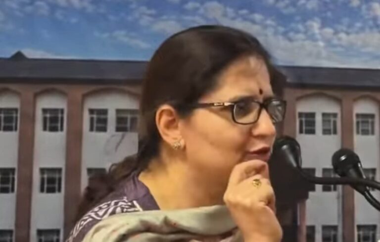 Justice Sindhu Sharma Wins Hearts with Bhaderwahi Address at Bhaderwah Court Complex Inauguration