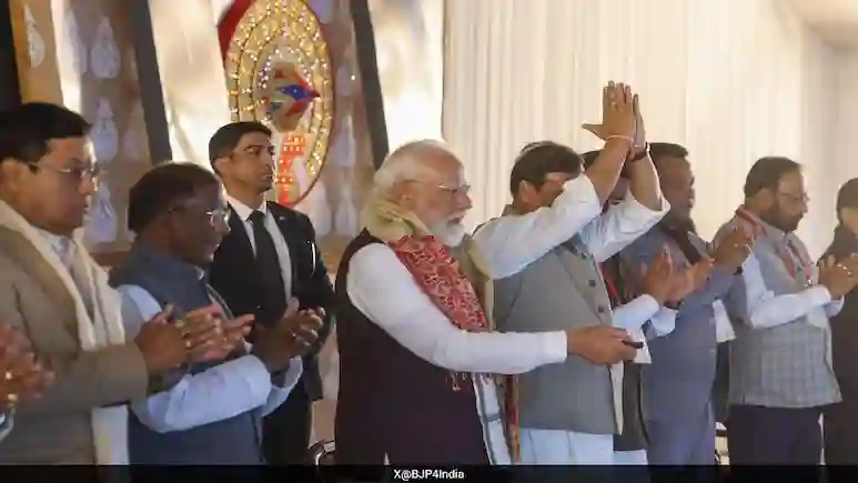PM Modi Lays Foundation Stone for Kaziranga Elevated Corridor, Flags Off Two Amrit Bharat Express Trains in Assam