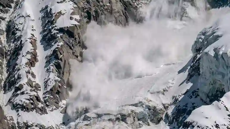 8 Skiers Killed in Series of Avalanches Across Austria