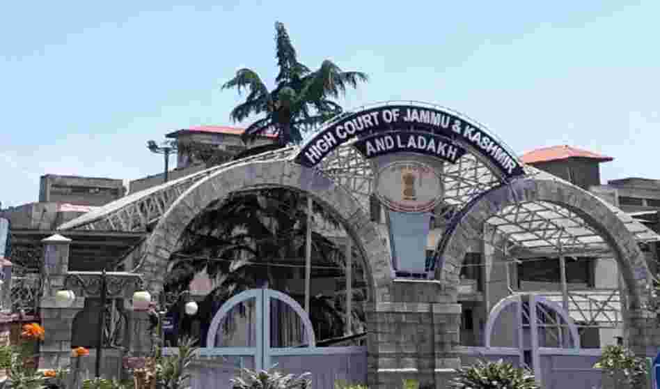 Jammu Kashmir & Ladakh High Court Upholds Fatima Bano’s Selection as Anganwadi Worker, Sets Aside 2016 Judgment