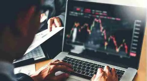 Sensex Surpasses 65,800 Mark; Nifty Settles Above 19,600 Level at Closing