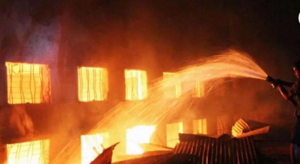 Fire Ravages Srinagar Warehouse, Police Launch Investigation