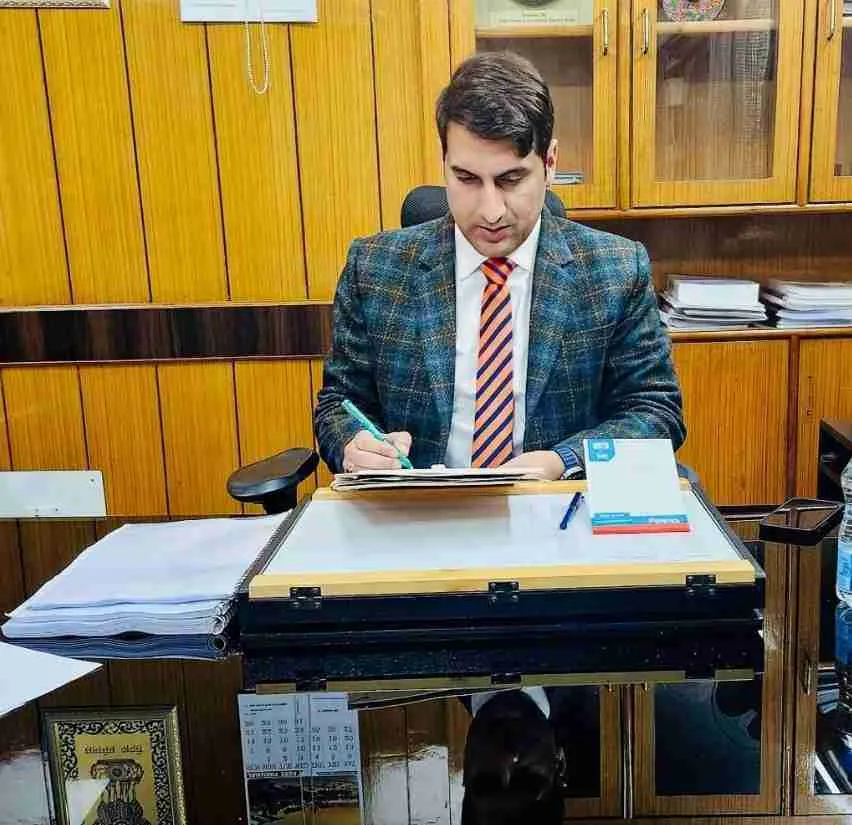 Mohammad-Aijaz Asad Assumes Key Government Roles after Successful Stint in Srinagar