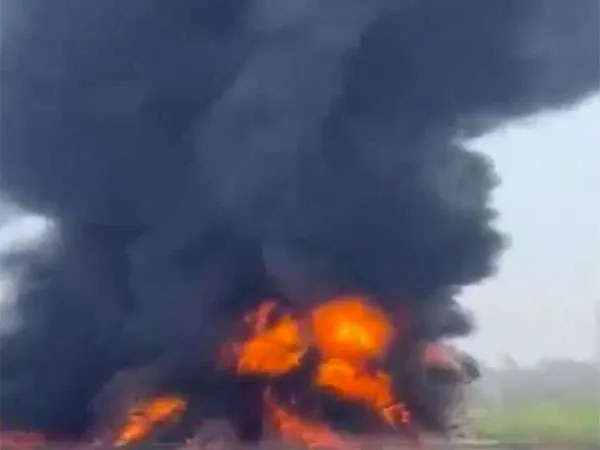 UP: Fire breaks out in warehouse near NTPC in Greater Noida