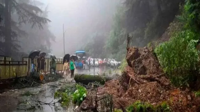 32 Roads closed In Himachal, power supply disrupted as rain lashes the state