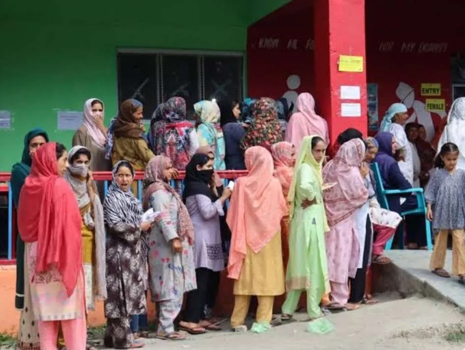 ECI Revises Phase 1 Voter Turnout to Over 61%