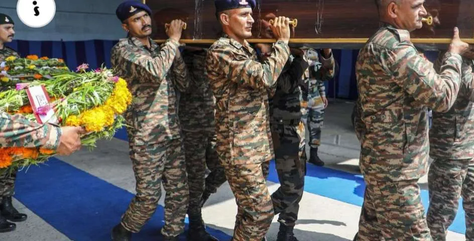 Encounter in Rajouri, JCO martyred, cremated with full military honors