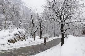 First Light-Snowfall Expected in Upper Kashmir-Valley