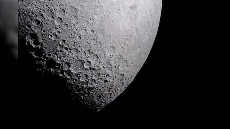 Possible Ice Signals Detected by ISRO Beneath Moon’s Surface Using Chandrayaan-2 Data