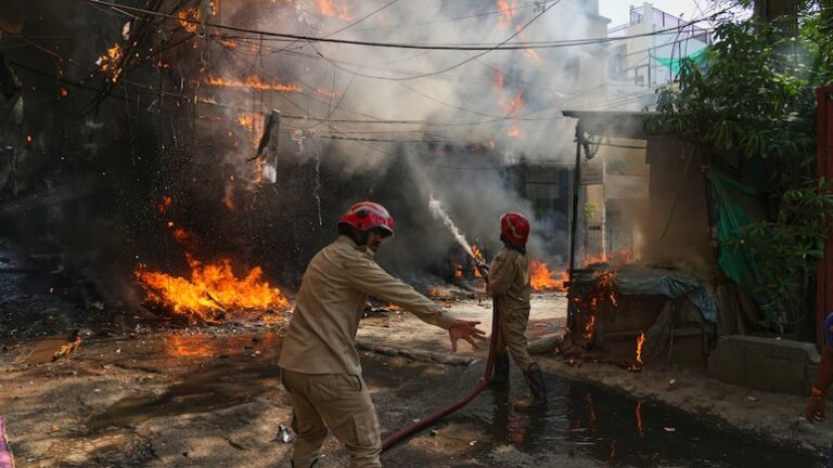 Delhi Fire Toll Rises to 23