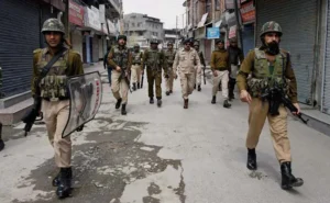 Jammu and Kashmir Police Conduct Major Security Sweep, Nearly 700 Taken Into Preventive Custody