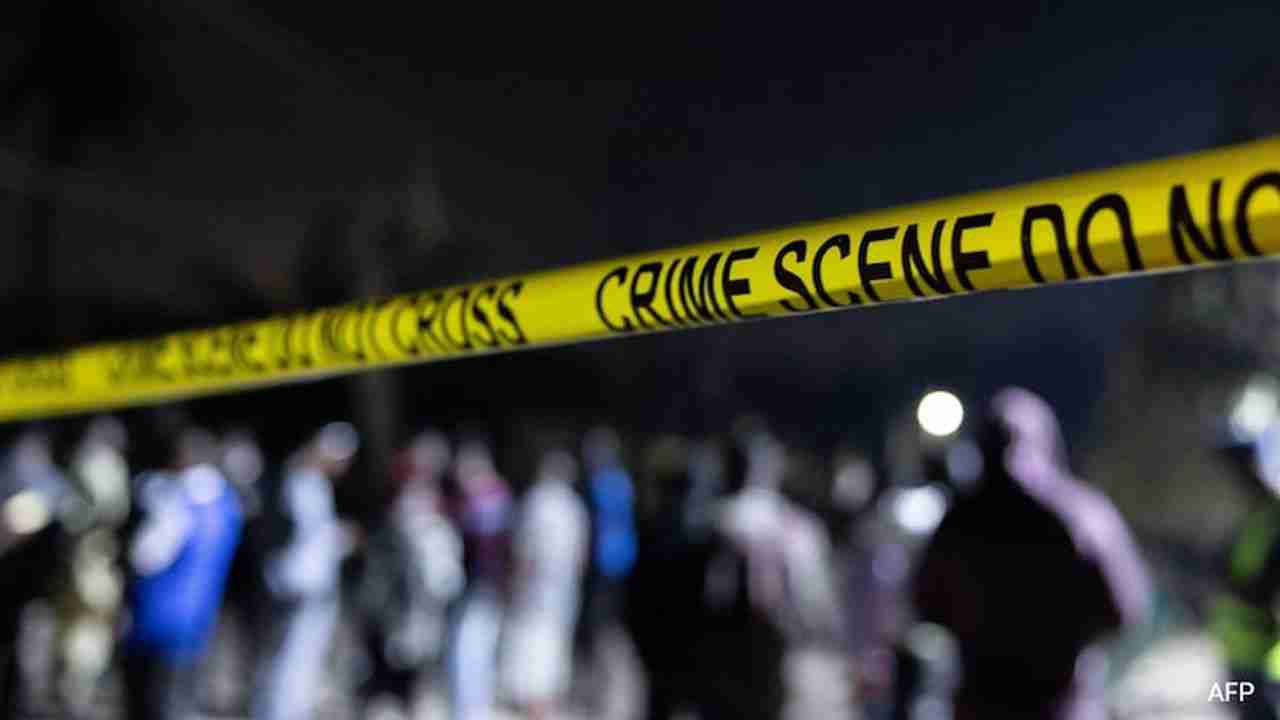 Three Bomb Blasts Rock Pakistan: 25 Dead, Dozens Injured