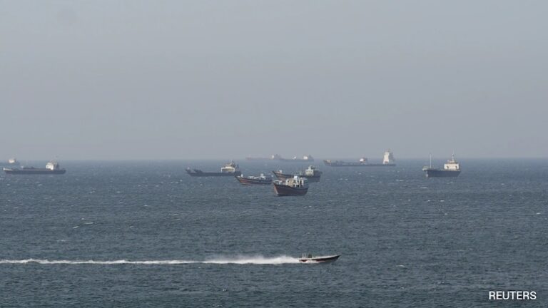 Amid US-Israel Tensions, Iran Launches New Vessel Permit Rules for Strait of Hormuz