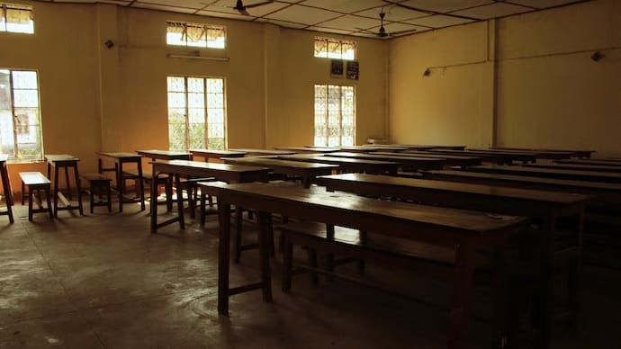 146 Jammu Kashmir Schools Have Zero Students, Over 1,350 Operate With Single Teacher: Ministry of Education