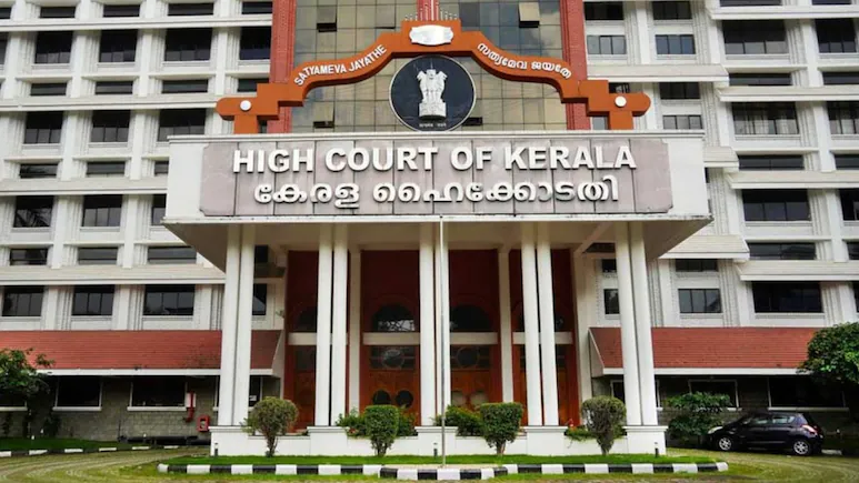 Kerala High Court Pauses Waqf Board Functioning Over Composition Row