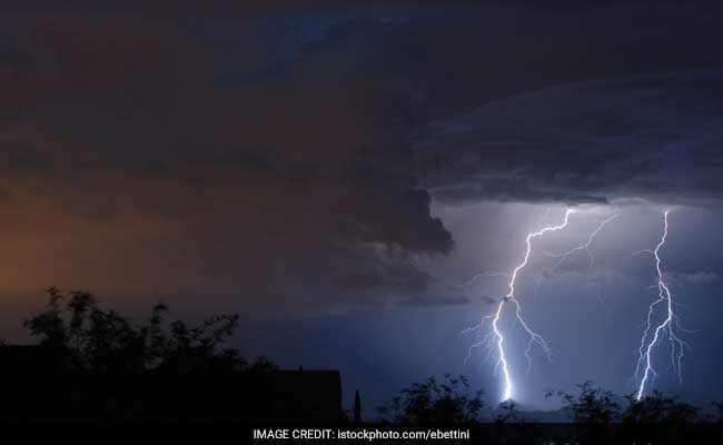 Heavy Rainfall, Powerful Storm in Uttar Pradesh Kill 33 People; CM Expresses Condolences, Orders Immediate Compensation